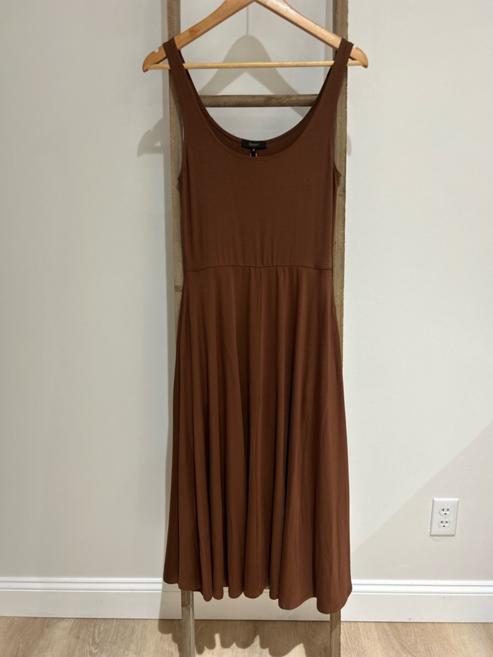 Quince Tencel Jersey Fit Flare Midi Dress Brown Stretchy Size M NWT Classic Chic - Picture 2 of 11
